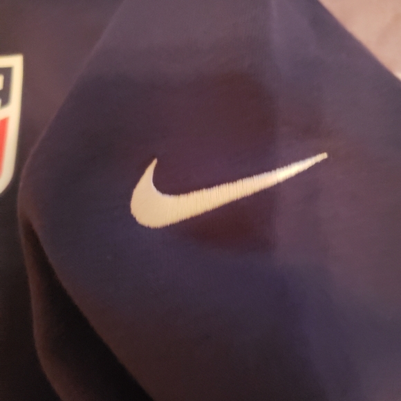 ⚽️ USA Soccer Hoodie 🇺🇸 - Picture 3 of 7
